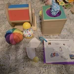 Montessori Months 5-6

The Senser Play Kit